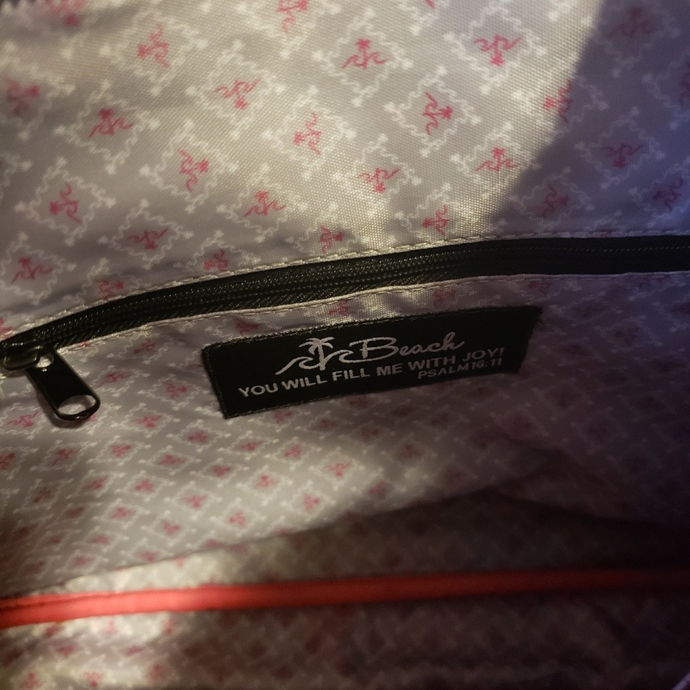 Purse - Picture 2 of 3